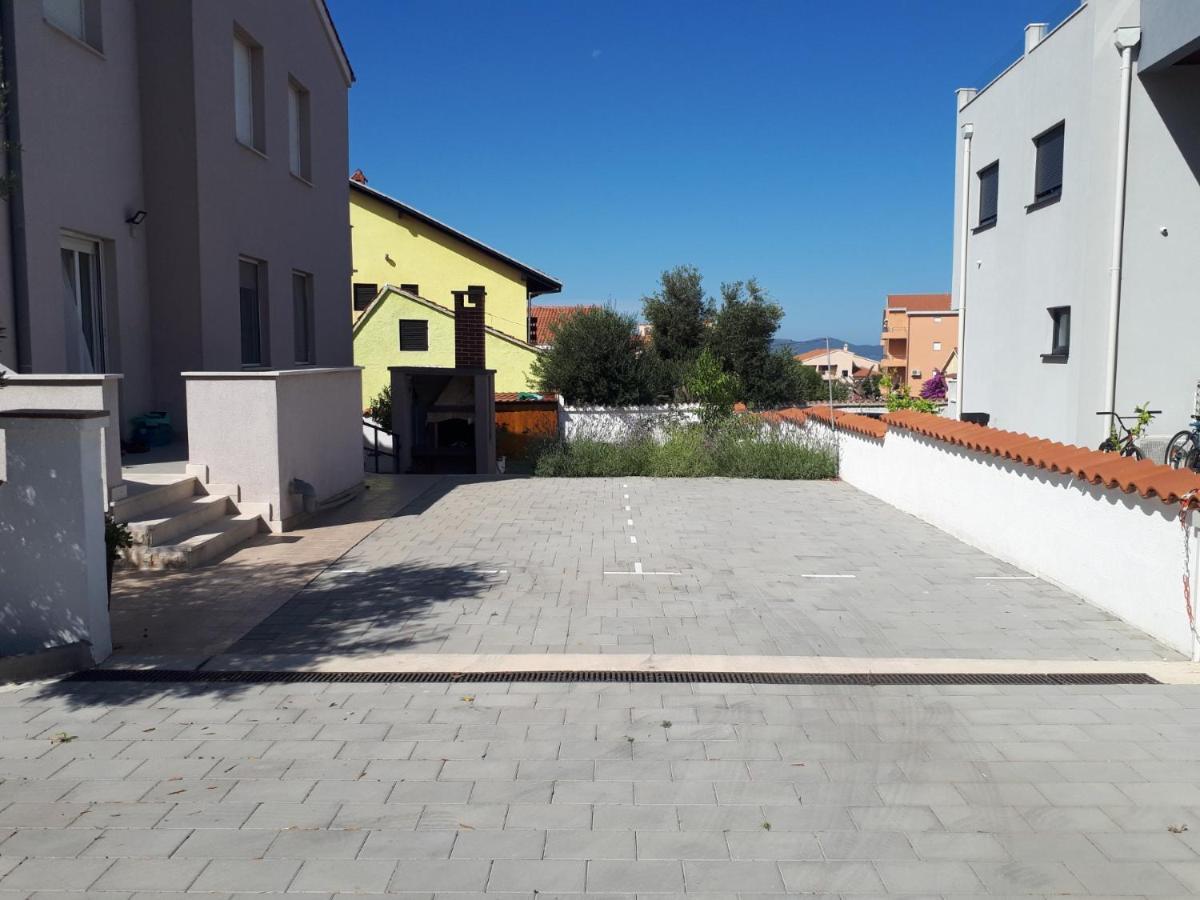 זאדאר Apartmani Sladana מראה חיצוני תמונה