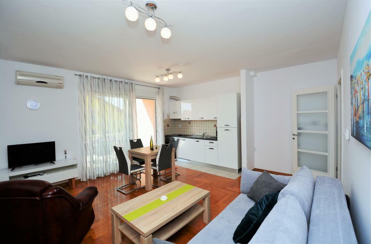 זאדאר Apartmani Sladana מראה חיצוני תמונה