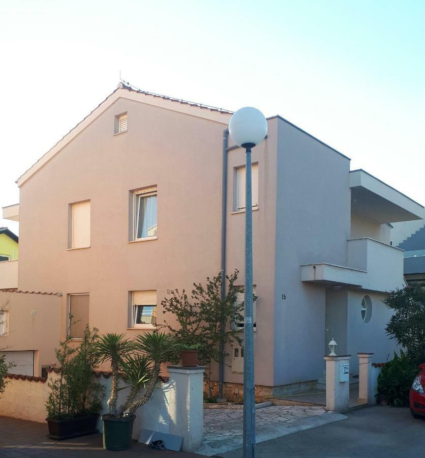 זאדאר Apartmani Sladana מראה חיצוני תמונה